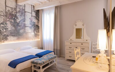 Relais Villa Mirandola: Autunno, Camera da letto, Estate, Primavera
