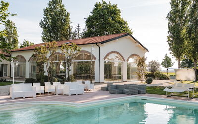 Relais Villa Mirandola: Autunno, Estate, Piscina, Primavera