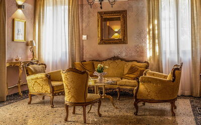 Relais Villa Mirandola: Autunno, Estate, Primavera, Soggiorno