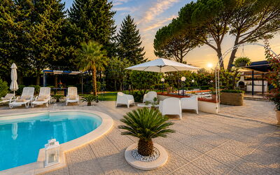 Villa Didymos: Herfst, Lente, Zomer, zwembad