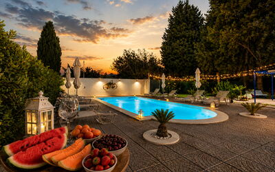 Villa Didymos: Herfst, Lente, Zomer, zwembad