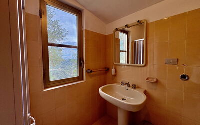 Casale Nardi: Autumn, Bathroom, Spring, Summer