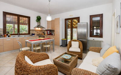 Villa Patrizia: Automne, Cuisine, Été, Printemps, Salon