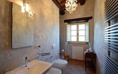 Chiaravalle: Salle de bain