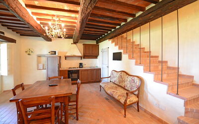 Chiaravalle: Cuisine, Salle à manger