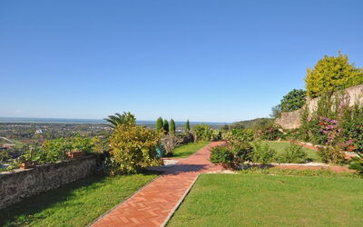 Cinque Sensi: Keer bekeken, Tuin