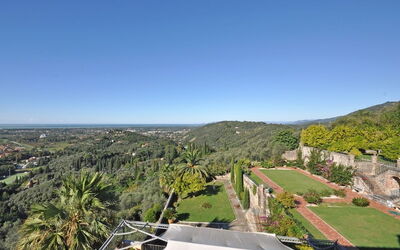 Cinque Sensi: Keer bekeken, Tuin