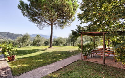 Villa Beata: Balcony / Terrace / Patio, Garden, Outdoor