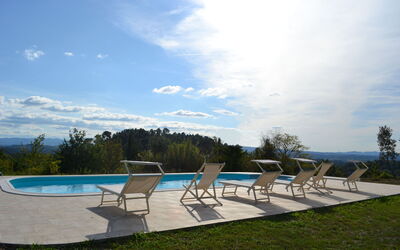 Il Rosino Alto: Piscina, Vista Panoramica