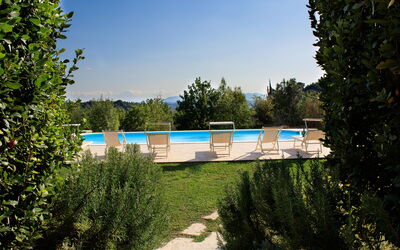 Il Rosino Alto: Piscina, Vista Panoramica