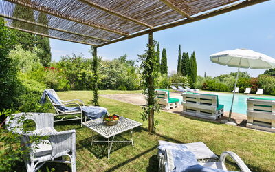 Villa Ulmus: Balcone / Terrazza / Patio, Giardino, Piscina