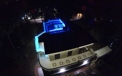 Villa Modiano: Extérieur, Extérieurs