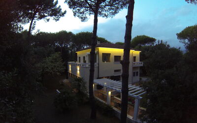 Villa Modiano: Extérieur, Extérieurs