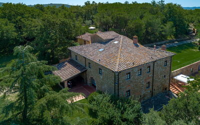 Villa Adorno: Esterni, Principale