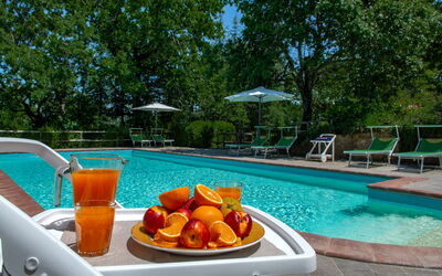 Villa Adorno: Esterni, Piscina