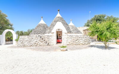 Favola dei Trulli: Trullo La Scaletta - Outdoor