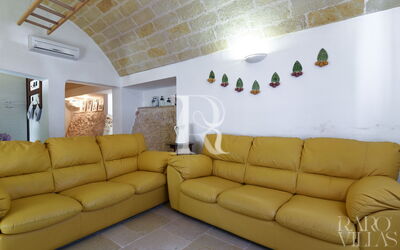 Favola dei Trulli: Trullo La Scaletta - living room