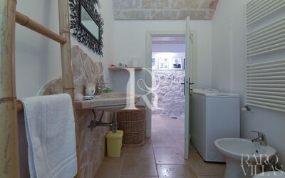 Favola dei Trulli: Trullo La Scaletta - 1 Bathroom