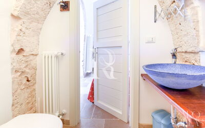 Favola dei Trulli: Trullo La Scaletta - Second Bathrooms