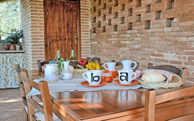 Desiree: Balcony / Terrace / Patio