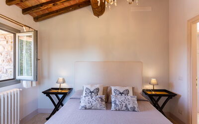 La Loggia: Bedroom