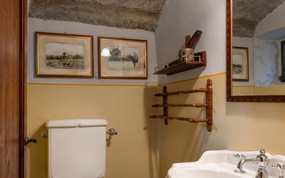 Elliot: Badkamer