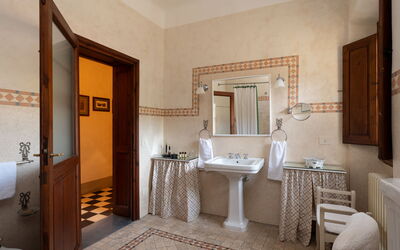 Elliot: Badkamer