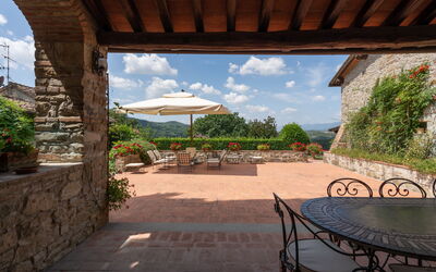 Grace: Balcony / Terrace / Patio