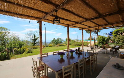 Casa Sergi: Extérieur