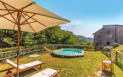 Il Timone: Building Exterior, Pool, Summer