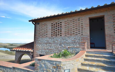 Flaminia: all'aperto, Esterni, Piscina