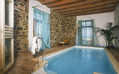 Elegante: indoor heated pool