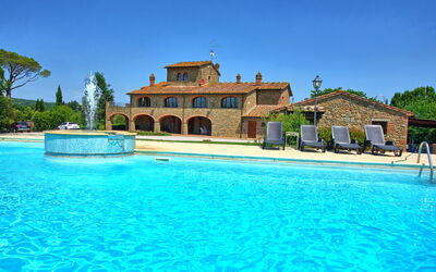 Villa Greta: all'aperto, Piscina