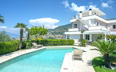 Le Statuette: Building Exterior, Garden, Outdoor, Pool