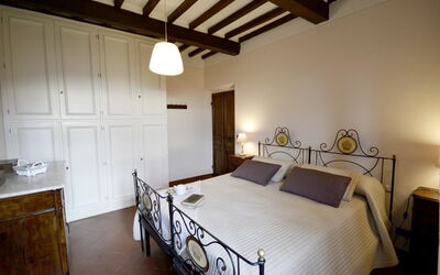 Villa Jasmine: Double bedroom