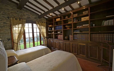 Villa Jasmine: Double bedroom