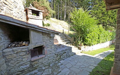 Villa Bagnolo: Barbecue area