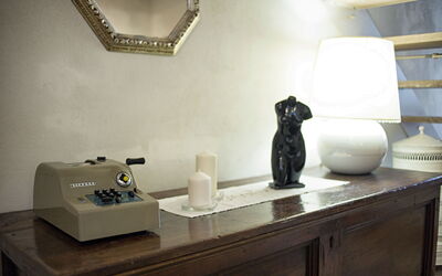 Villa Bagnolo: Living room detail