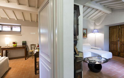 Villa Bagnolo: Living room and double bedroom