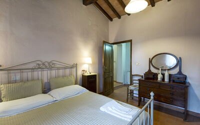 Villa Bagnolo: Double bedroom