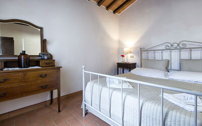 Villa Bagnolo: Double bedroom