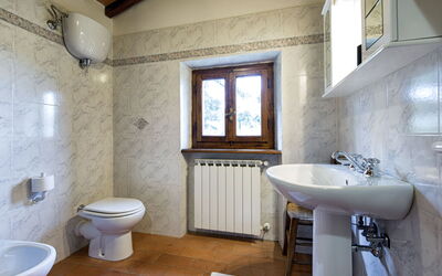 Villa Bagnolo: Bathroom