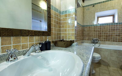 Villa Bagnolo: Bathroom