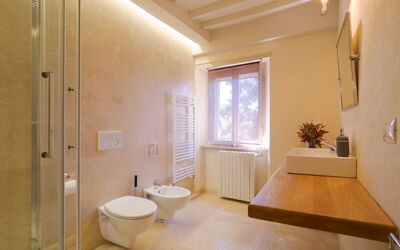 Villa Bagnolo: Salle de bain