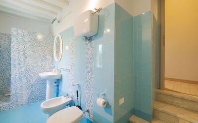 Villa Bagnolo: Salle de bain