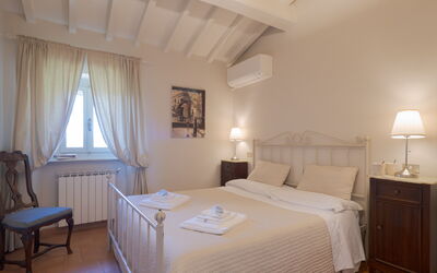 Villa Bagnolo: chambre à coucher
