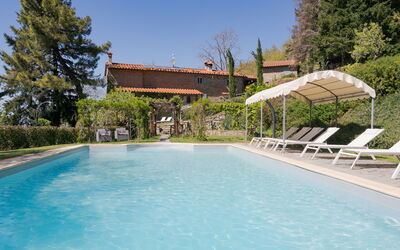Villa Bagnolo: bassin, Extérieurs