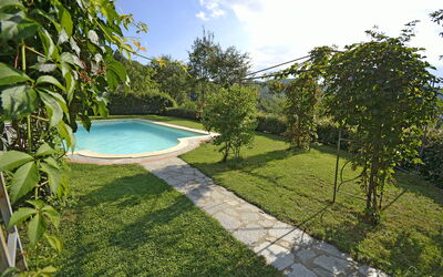 Villa Bagnolo: Swimming pool