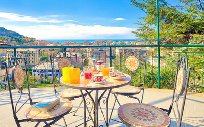Villa Ligure: Balcon / Terrasse / Patio