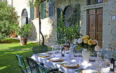 Villa Rosa Maria: Veranda and garden